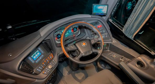 Repuestos brasileños vs chinos: ¿Cuál conviene a su flota de buses?