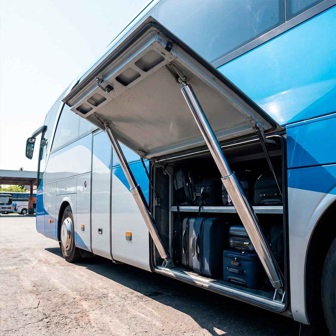 Pistones neumáticos para buses: rendimiento y durabilidad para un mejor funcionamiento